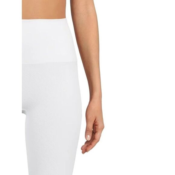 Warner’s NWT No Muffin Top Seamless Textured shape-wear Shorts XS - Picture 4 of 6